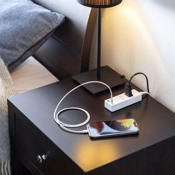 USB充電機能付きタップ Type-C搭載 TAP-B101UC-2W