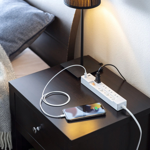 USB充電機能付きタップ Type-C搭載 TAP-B102UC-2W