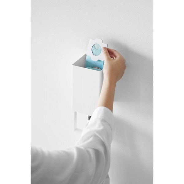 【tower】ウォール収納付きコードレスクリーナーホルダー タワー 石こうボード壁対応 ホワイト