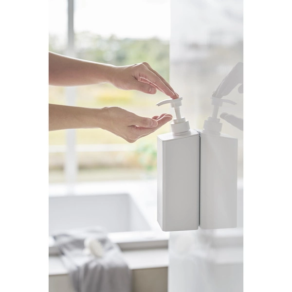 【tower】たっぷり洗剤が出るマグネットディスペンサー タワー シャンプー ホワイト