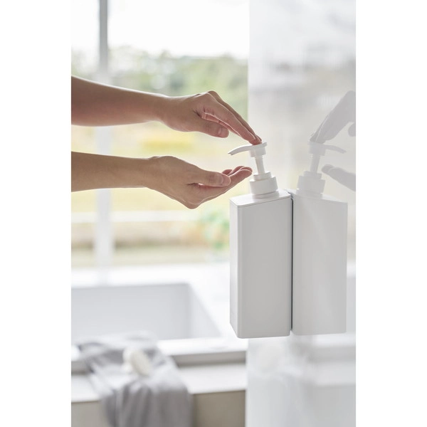 【tower】たっぷり洗剤が出るマグネットディスペンサー タワー コンディショナー ホワイト