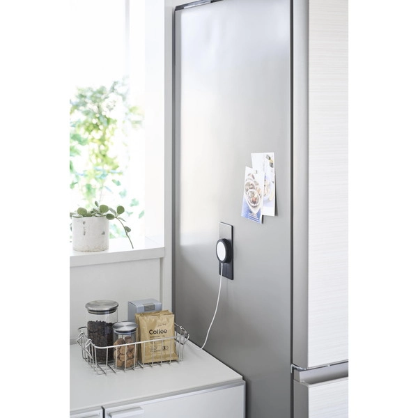 【tower】マグネットスマートフォン充電ホルダー タワー ブラック