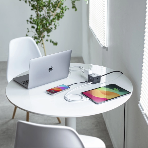 PD67W USB-C×3GaN窒化ガリウム 充電機能付き3個口タップ TAP-B111C3BK