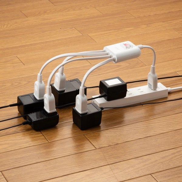 一括集中スイッチ付き電源延長コード ホワイト TAP-EX4SWW