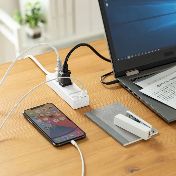 USBシャッター付きタップ TAP-B110USH-3W