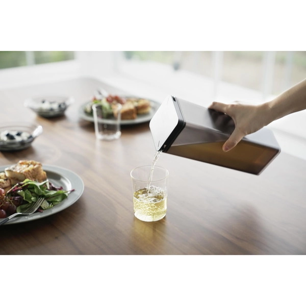 【tower】水はね防止フィルター付き両方から注げる冷水筒 タワー ブラック